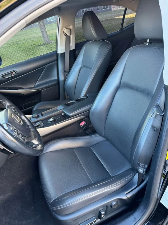 2015 Lexus IS 3rd Gen - Image 11 of 18
