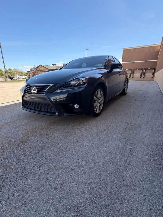 2015 Lexus IS 3rd Gen - Image 4 of 19