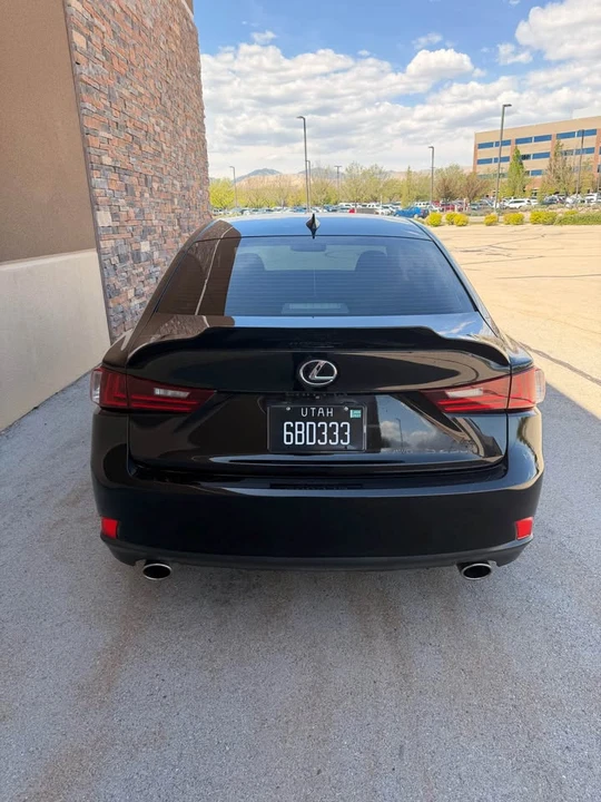 2015 Lexus IS 3rd Gen - Image 8 of 19