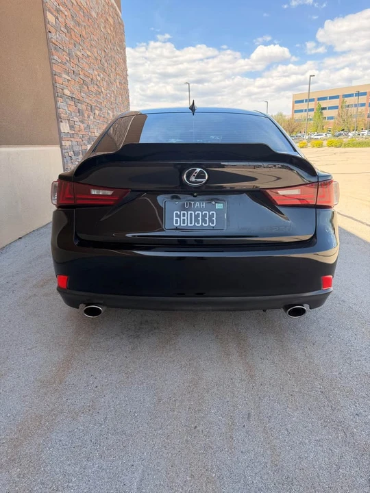 2015 Lexus IS 3rd Gen - Image 9 of 19