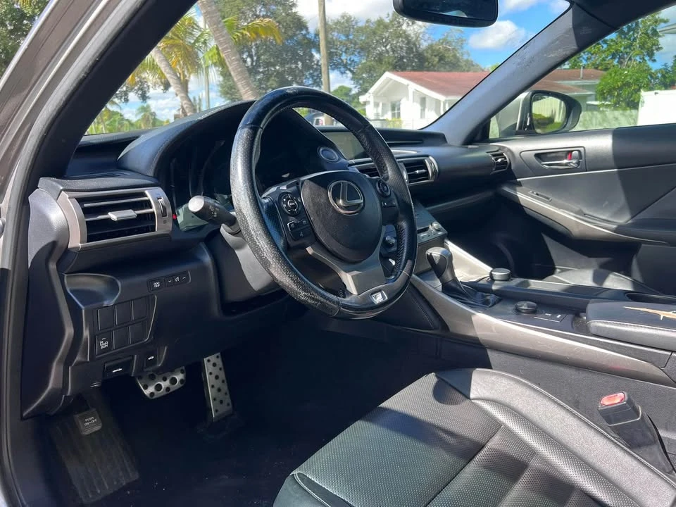 2015 Lexus IS 3rd Gen - Image 9 of 12