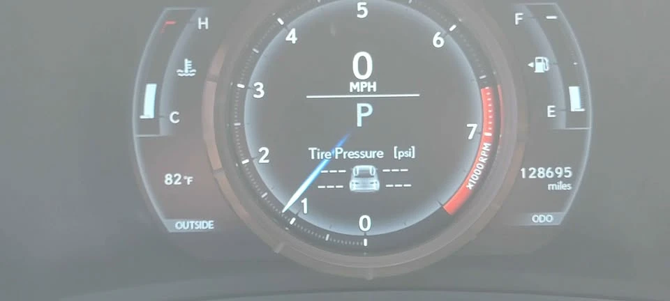 2015 Lexus IS 3rd Gen - Image 19 of 19