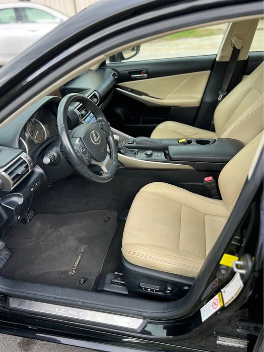 2015 Lexus IS 3rd Gen - Image 4 of 9
