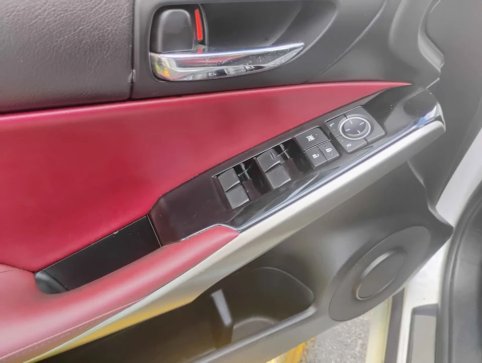 2015 Lexus IS 3rd Gen - Image 13 of 13