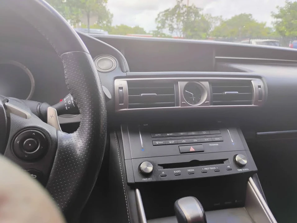 2015 Lexus IS 3rd Gen - Image 11 of 13