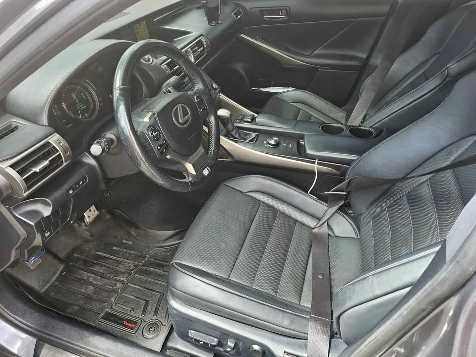 2015 Lexus IS 3rd Gen - Image 6 of 9