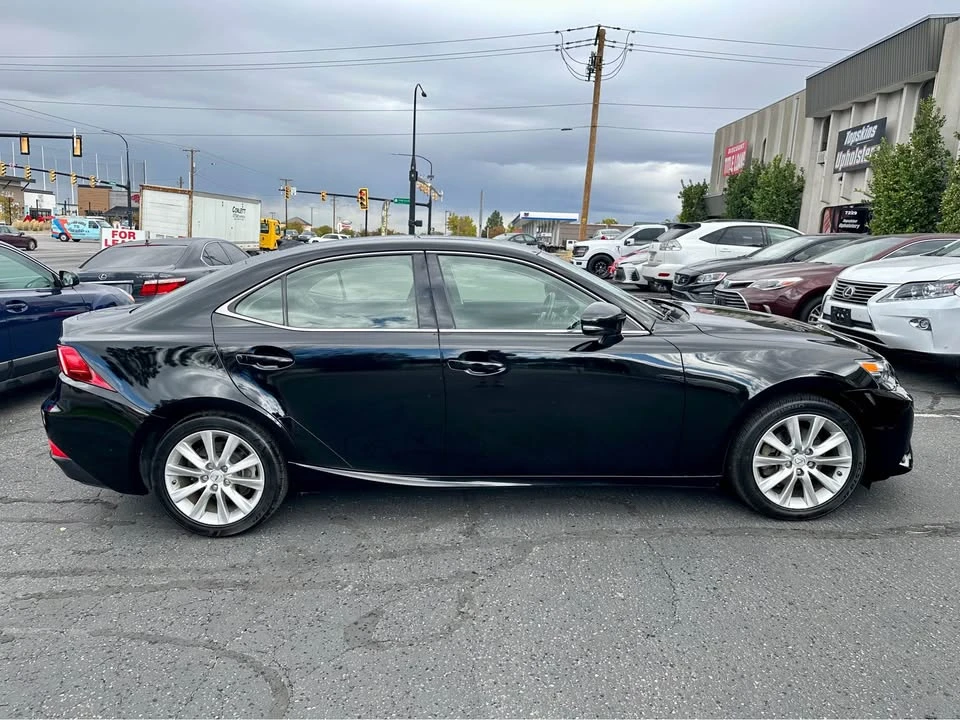 2015 Lexus IS 2nd Gen - Image 5 of 20