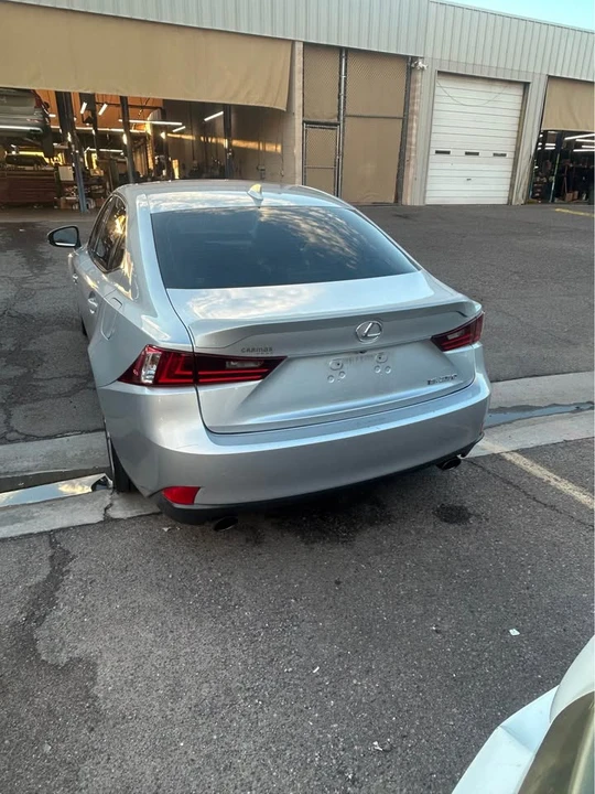 2015 Lexus IS 3rd Gen - Image 4 of 7