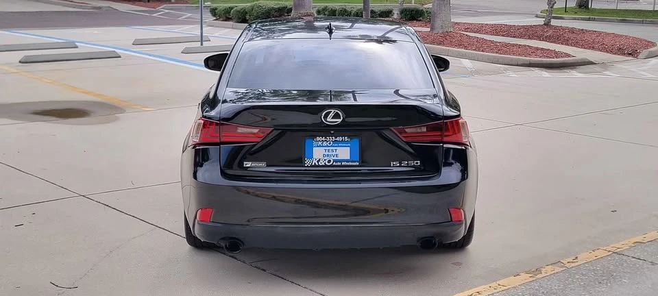 2015 Lexus IS 3rd Gen - Image 4 of 19