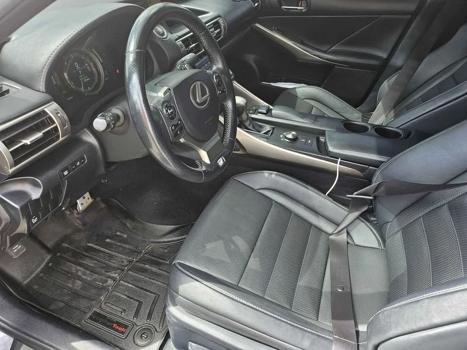 2015 Lexus IS 3rd Gen - Image 5 of 9