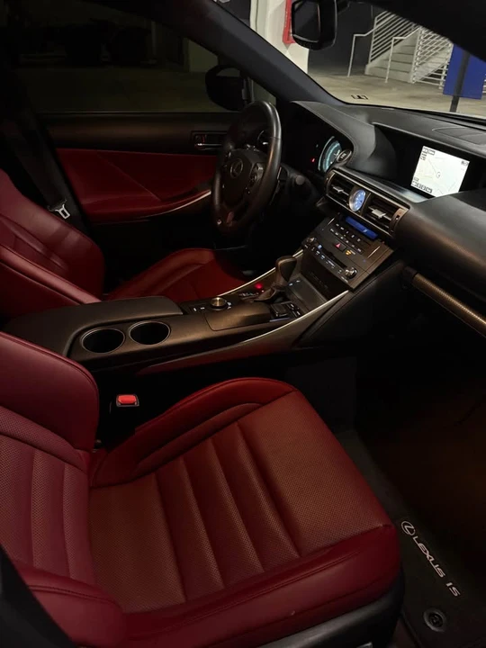2015 Lexus IS 3rd Gen - Image 12 of 15