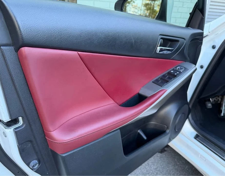2015 Lexus IS 3rd Gen - Image 13 of 14