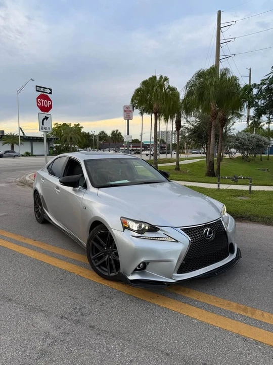 2015 Lexus IS 2nd Gen - Image 2 of 11