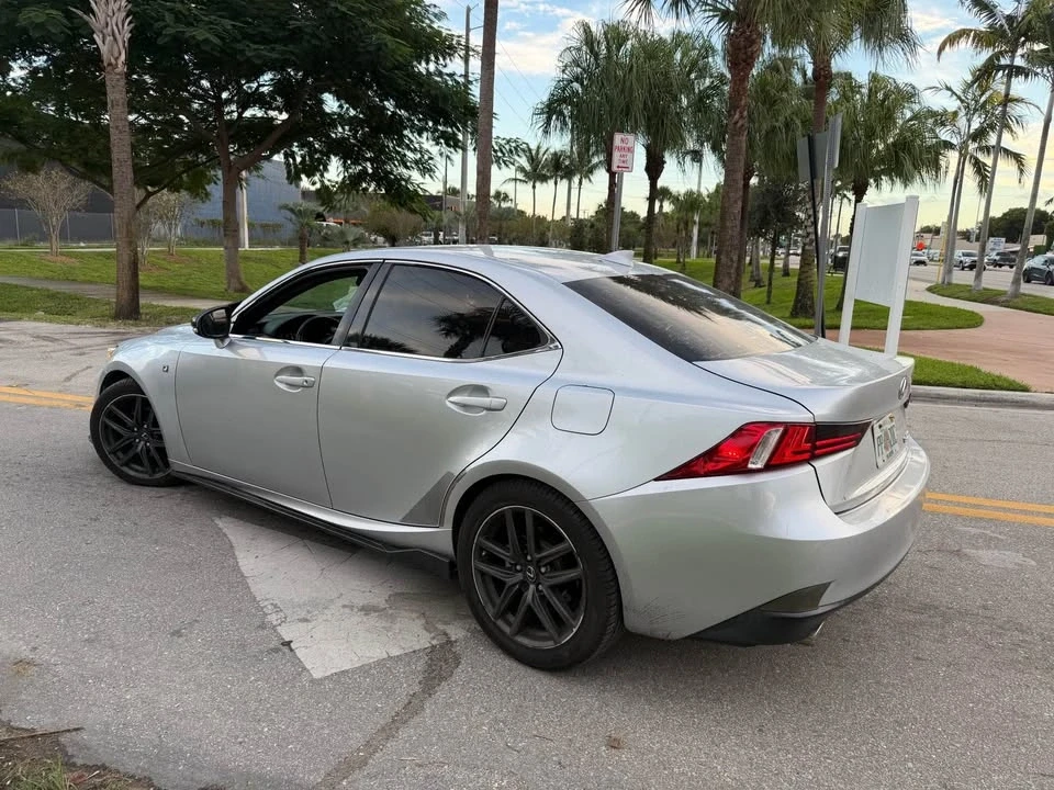 2015 Lexus IS 2nd Gen - Image 4 of 11