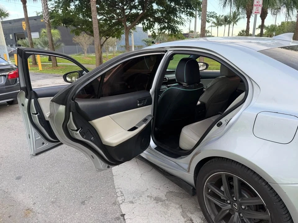 2015 Lexus IS 2nd Gen - Image 6 of 11