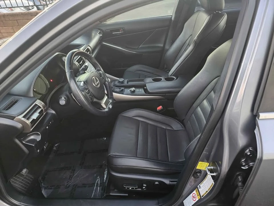2015 Lexus IS 3rd Gen - Image 8 of 19
