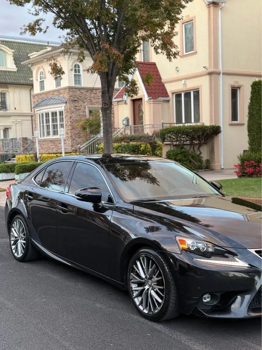 2015 Lexus IS 3rd Gen - Image 4 of 19