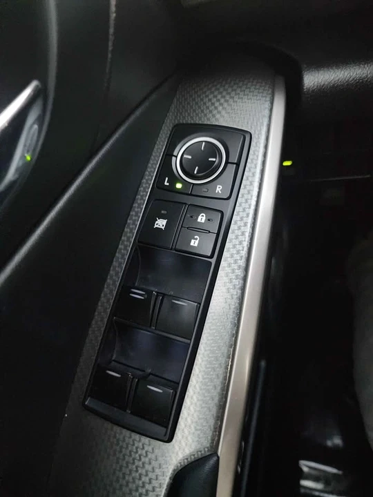 2015 Lexus IS 3rd Gen - Image 19 of 19
