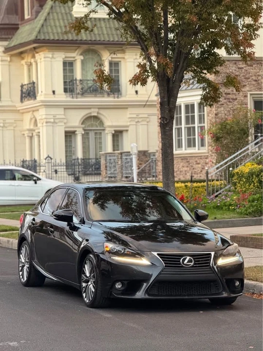 2015 Lexus IS 3rd Gen - Image 14 of 19