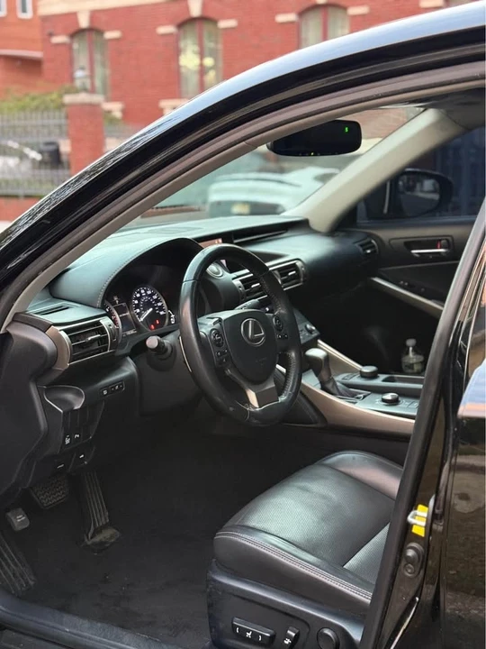 2015 Lexus IS 3rd Gen - Image 10 of 19