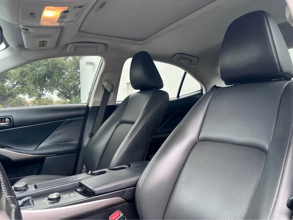 2015 Lexus IS 3rd Gen - Image 8 of 12