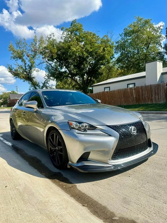 2015 Lexus IS 3rd Gen - Image 6 of 12