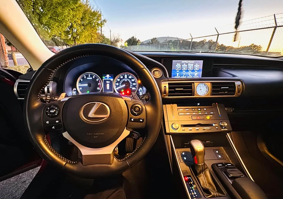 2015 Lexus IS 3rd Gen - Image 9 of 9