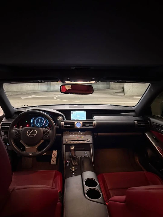 2015 Lexus IS 3rd Gen - Image 11 of 15