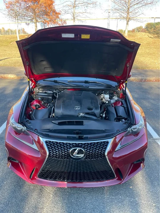 2015 Lexus IS 2nd Gen - Image 13 of 17