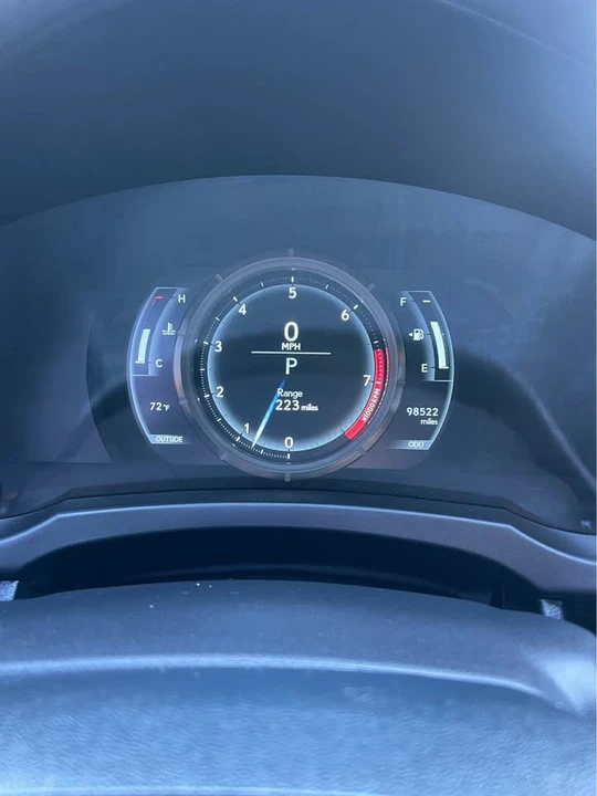2015 Lexus IS 2nd Gen - Image 10 of 17