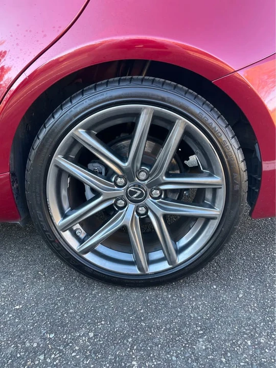 2015 Lexus IS 2nd Gen - Image 16 of 17