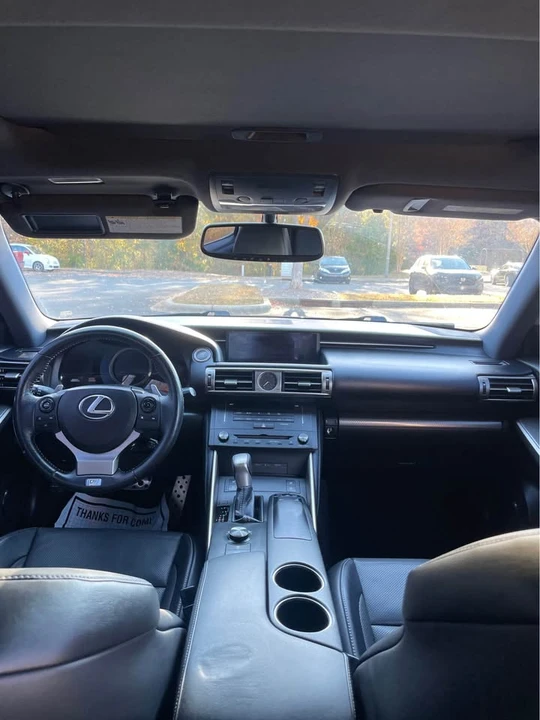 2015 Lexus IS 2nd Gen - Image 9 of 17