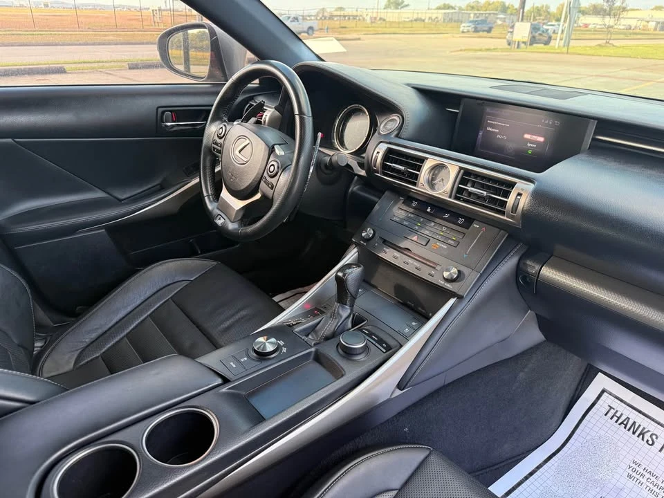 2015 Lexus IS 2nd Gen - Image 12 of 16