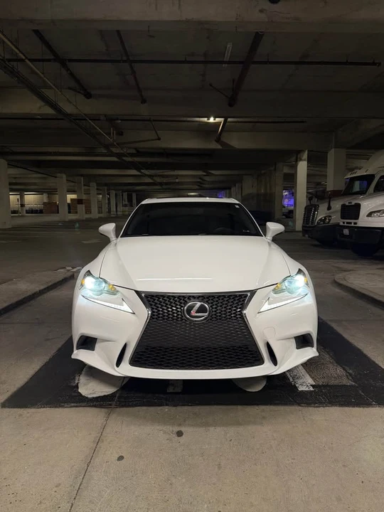 2015 Lexus IS 3rd Gen - Image 2 of 15