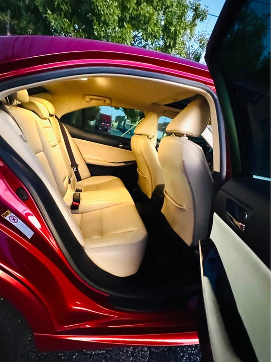 2015 Lexus IS 3rd Gen - Image 8 of 9