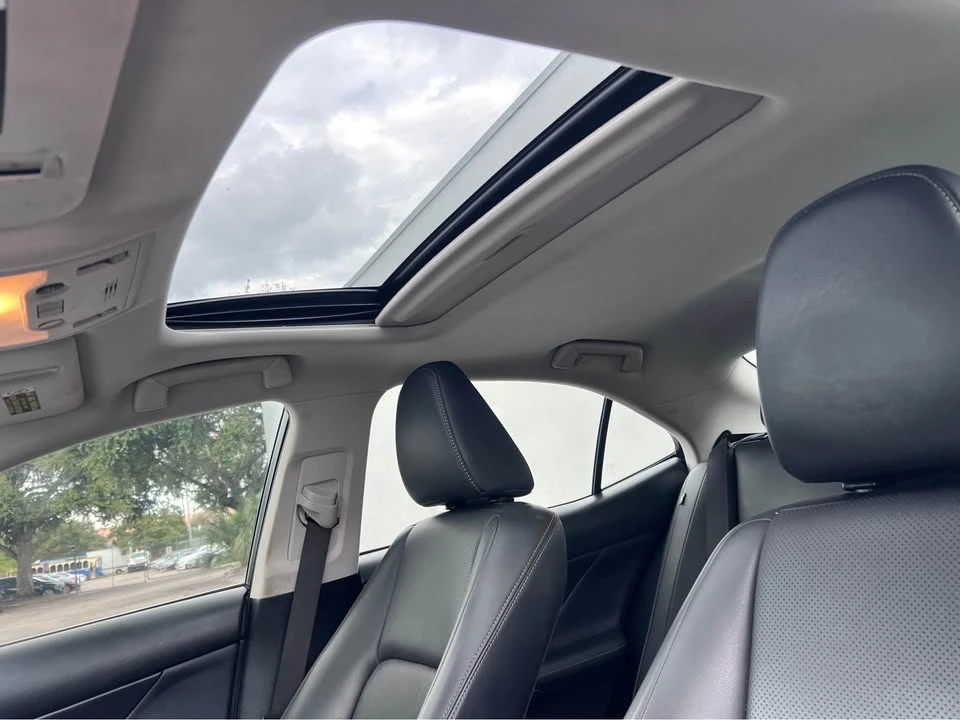 2015 Lexus IS 3rd Gen - Image 7 of 13