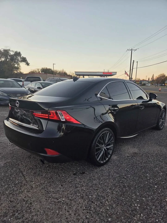2015 Lexus IS 3rd Gen - Image 8 of 18