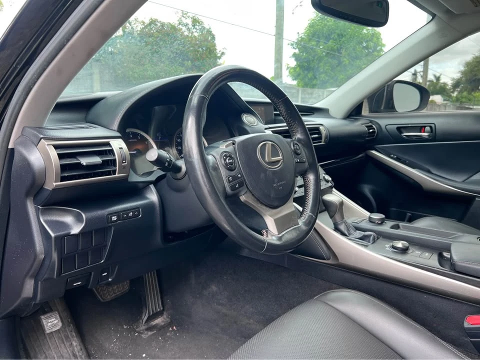 2015 Lexus IS 3rd Gen - Image 12 of 13