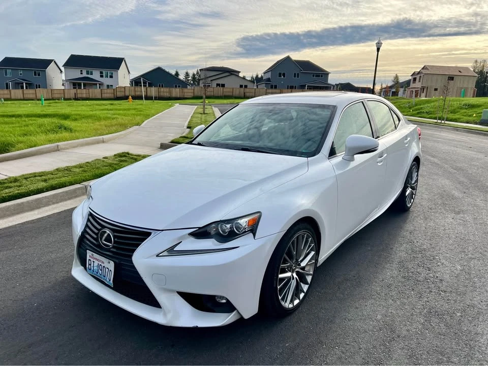 2015 Lexus IS 3rd Gen - Image 18 of 18