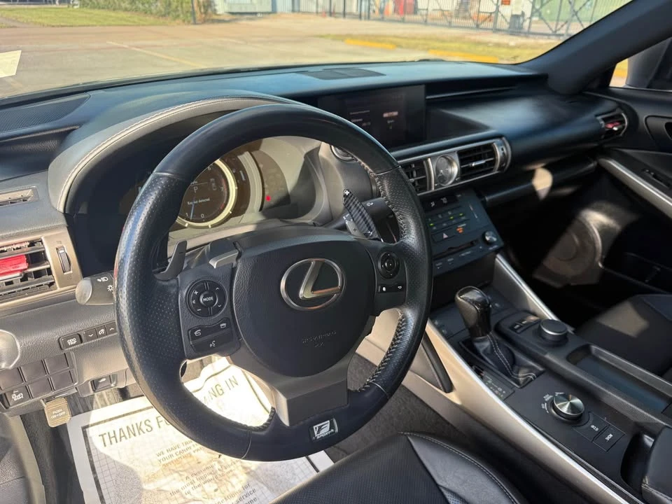 2015 Lexus IS 2nd Gen - Image 16 of 16