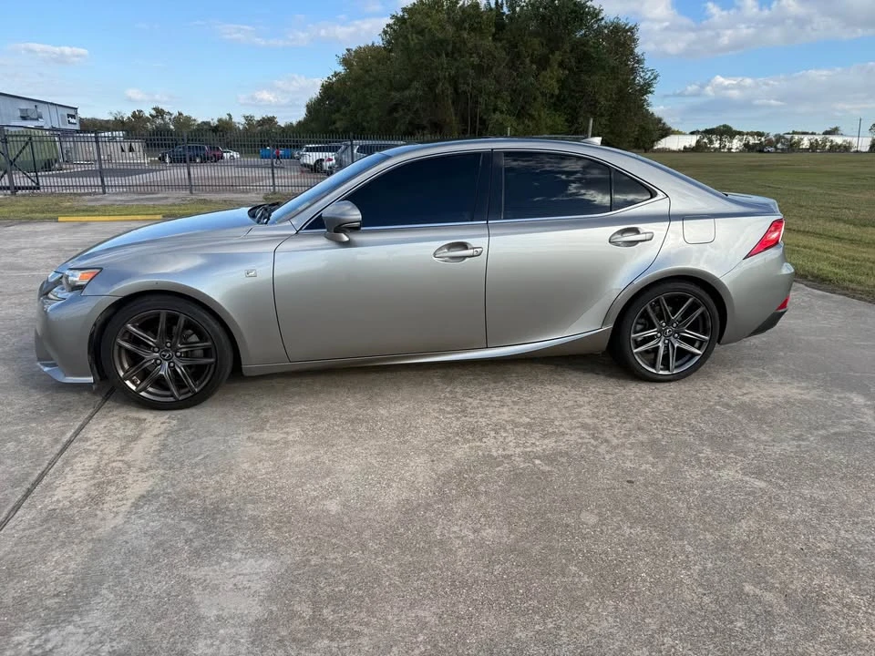 2015 Lexus IS 2nd Gen - Image 4 of 16