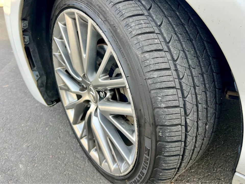 2015 Lexus IS 3rd Gen - Image 16 of 18