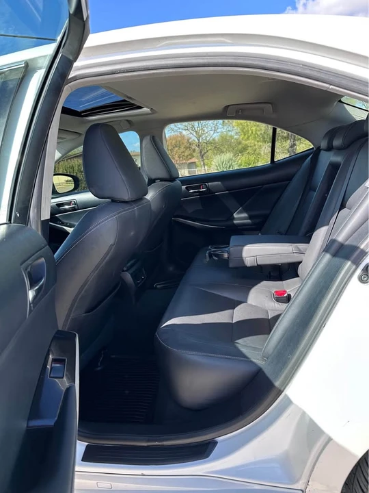 2015 Lexus IS 2nd Gen - Image 7 of 13