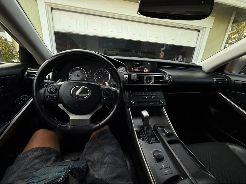2015 Lexus IS 3rd Gen - Image 5 of 11