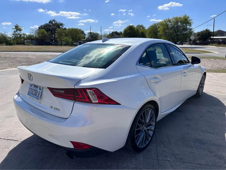 2015 Lexus IS 2nd Gen - Image 10 of 13