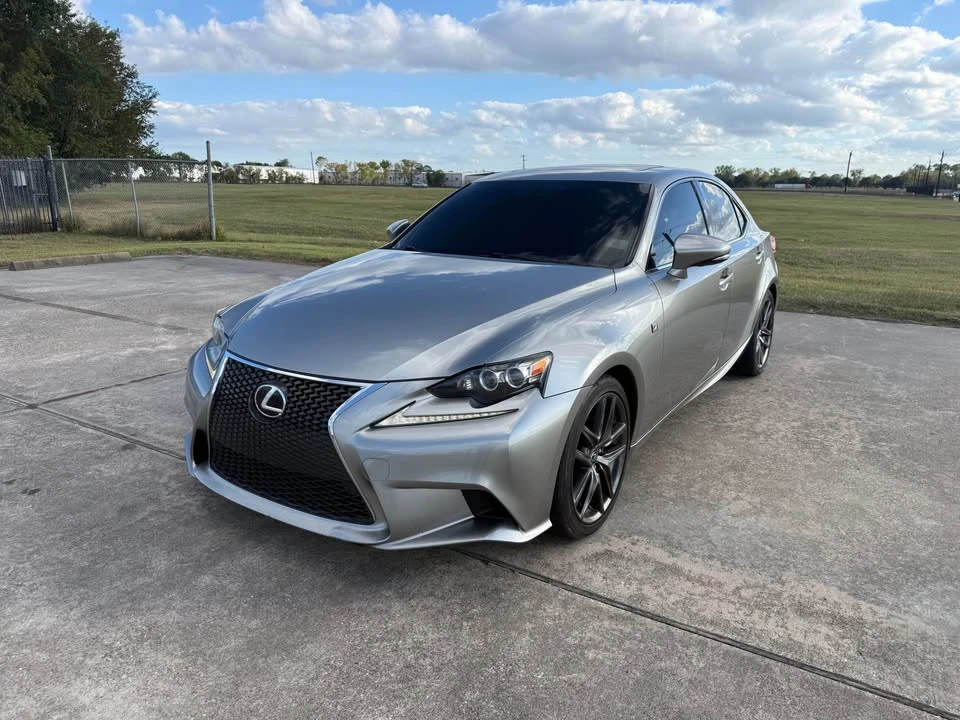 2015 Lexus IS 3rd Gen - Image 4 of 18