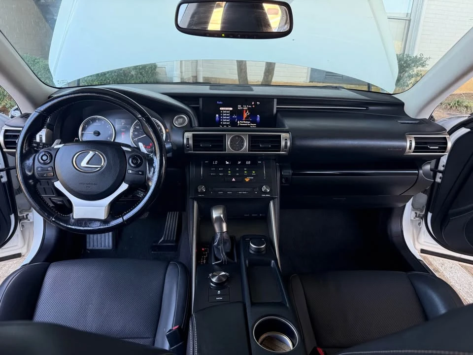 2015 Lexus IS 3rd Gen - Image 15 of 18