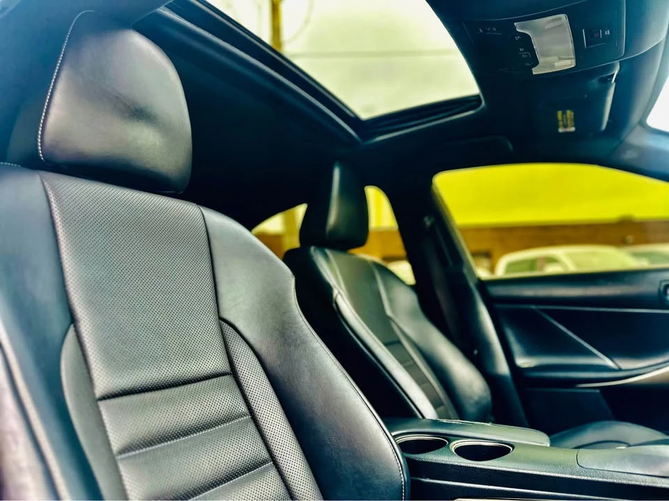 2015 Lexus IS 3rd Gen - Image 9 of 13