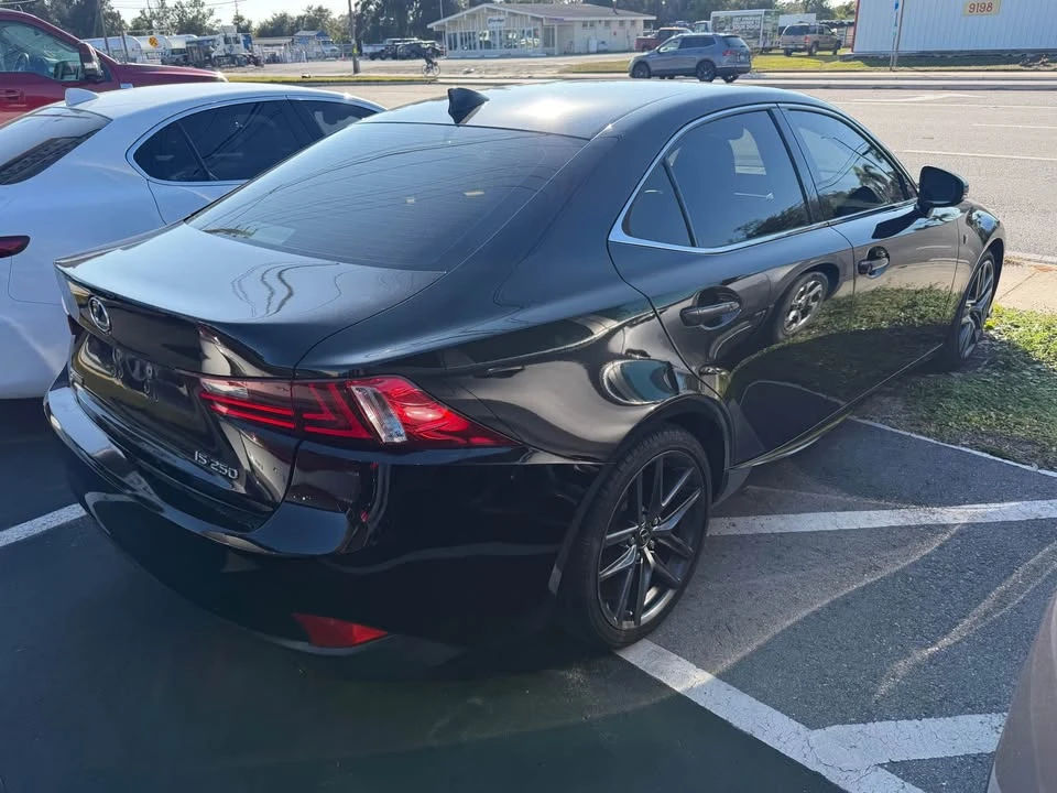 2015 Lexus IS 3rd Gen - Image 4 of 13
