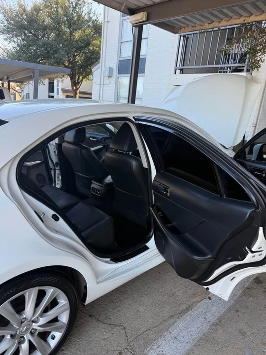 2015 Lexus IS 3rd Gen - Image 14 of 18